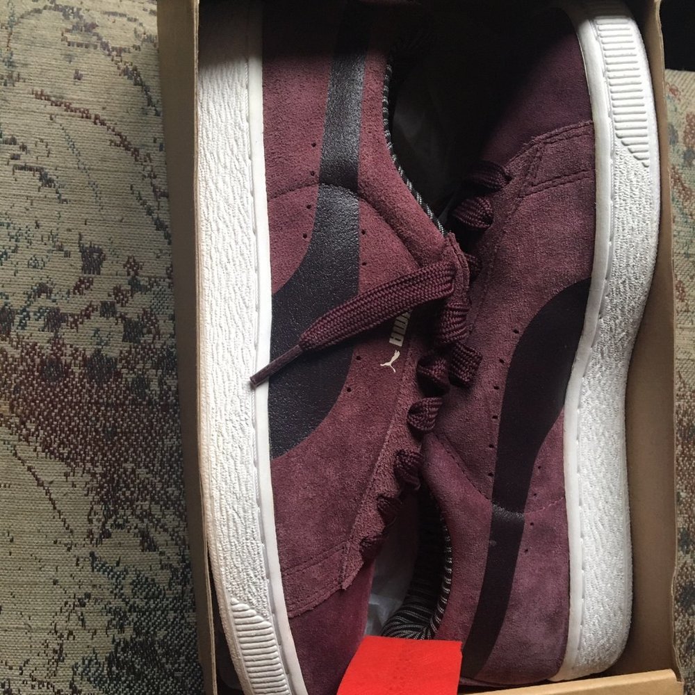 NWT/ In Box Men's Puma Suede Classic Size 9